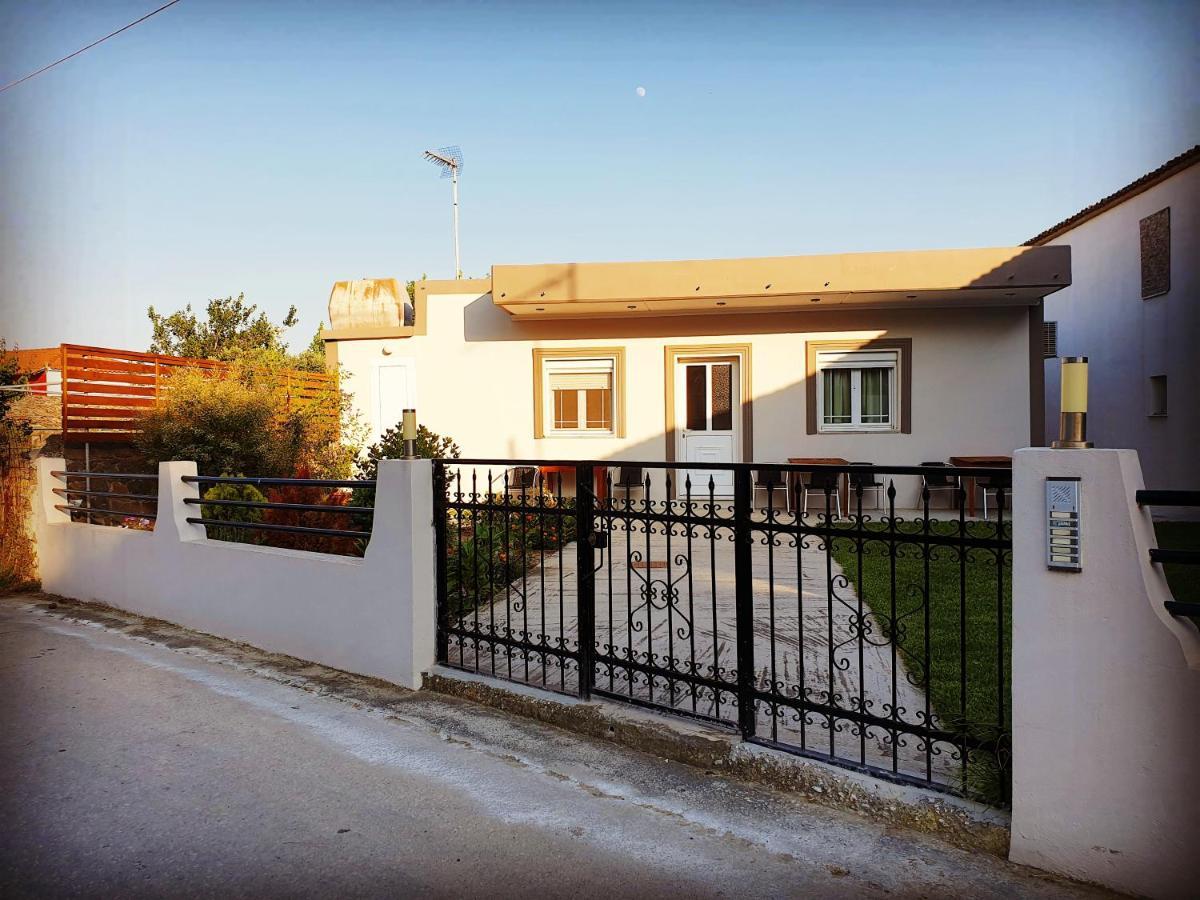 Repanidi Apartments Repanidhion Экстерьер фото
